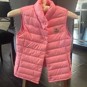 Moncler Girls Vest 🎀 8